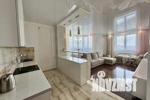 1-к квартира, посуточно, 55м2, 15/18 этаж