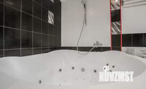 Студия квартира, посуточно, 42м2, 2/5 этаж