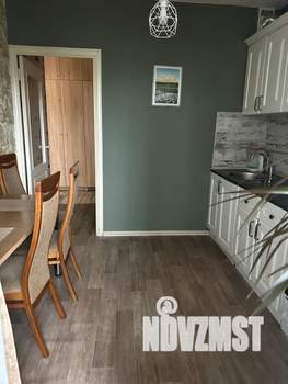 1-к квартира, посуточно, 38м2, 1/10 этаж