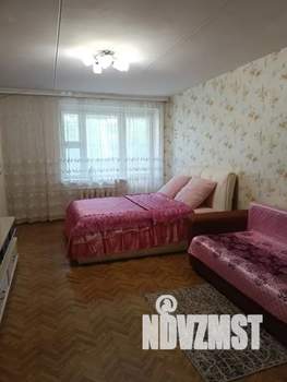 1-к квартира, посуточно, 47м2, 2/10 этаж