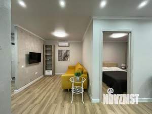 1-к квартира, посуточно, 50м2, 1/1 этаж