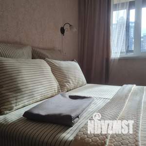 1-к квартира, посуточно, 42м2, 7/17 этаж