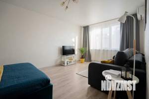 1-к квартира, посуточно, 37м2, 17/17 этаж