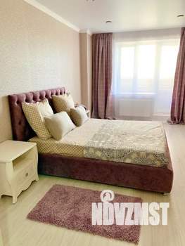 1-к квартира, посуточно, 42м2, 9/25 этаж
