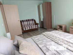 1-к квартира, посуточно, 38м2, 1/1 этаж