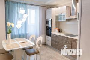 1-к квартира, посуточно, 48м2, 8/25 этаж