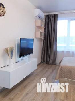 1-к квартира, посуточно, 35м2, 2/17 этаж