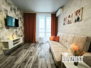 1-к квартира, посуточно, 38м2, 1/1 этаж