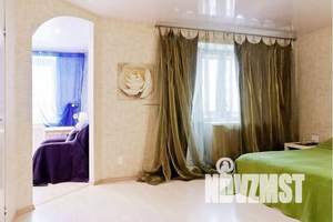 1-к квартира, посуточно, 38м2, 4/12 этаж