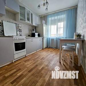 1-к квартира, посуточно, 38м2, 12/12 этаж