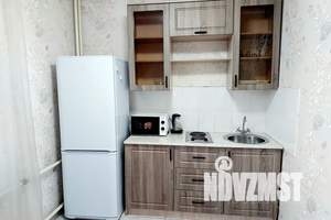 1-к квартира, посуточно, 32м2, 7/16 этаж