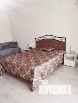 1-к квартира, посуточно, 50м2, 3/18 этаж