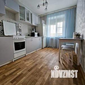 1-к квартира, посуточно, 38м2, 1/1 этаж