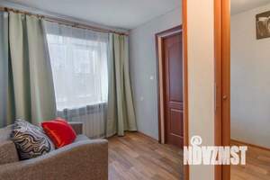 1-к квартира, посуточно, 44м2, 1/1 этаж