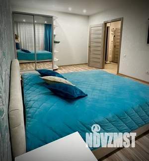 1-к квартира, посуточно, 40м2, 6/17 этаж