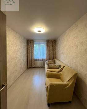 3-к квартира, на длительный срок, 90м2, 4/5 этаж