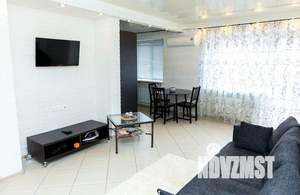 2-к квартира, посуточно, 50м2, 1/1 этаж