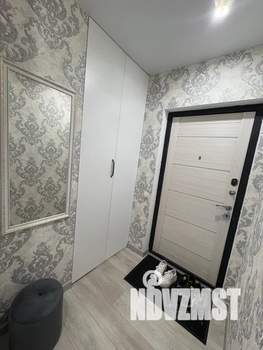 Студия квартира, посуточно, 27м2, 2/18 этаж