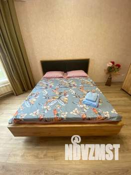 2-к квартира, посуточно, 60м2, 1/20 этаж