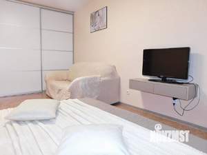 1-к квартира, посуточно, 35м2, 1/1 этаж