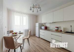 1-к квартира, посуточно, 44м2, 1/1 этаж