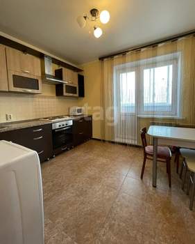 1-к квартира, на длительный срок, 45м2, 10/17 этаж