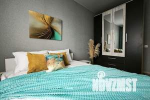 1-к квартира, посуточно, 38м2, 12/17 этаж