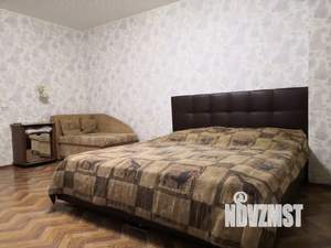 1-к квартира, посуточно, 45м2, 3/17 этаж