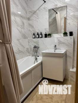 1-к квартира, посуточно, 35м2, 16/18 этаж