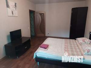 1-к квартира, посуточно, 40м2, 6/10 этаж