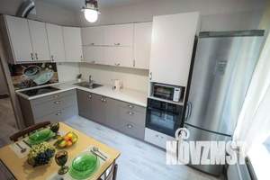 1-к квартира, посуточно, 38м2, 4/21 этаж