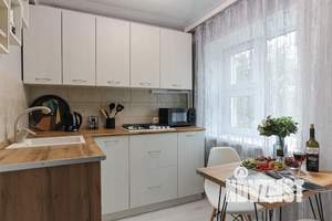 2-к квартира, посуточно, 46м2, 1/4 этаж