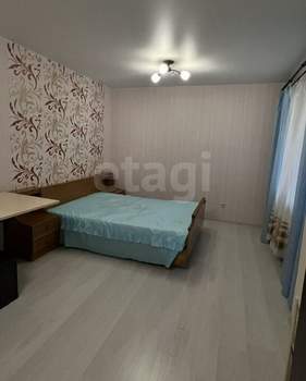 1-к квартира, на длительный срок, 42м2, 3/17 этаж