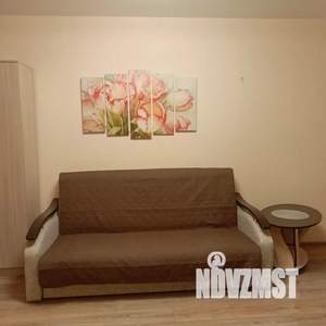 Студия квартира, посуточно, 32м2, 7/17 этаж