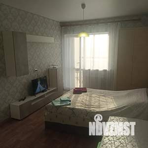 Студия квартира, посуточно, 30м2, 5/17 этаж