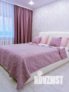 1-к квартира, посуточно, 47м2, 2/10 этаж