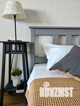 1-к квартира, посуточно, 42м2, 13/18 этаж