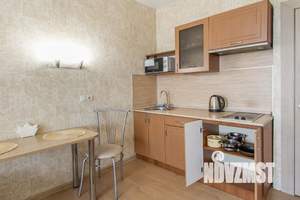 Студия квартира, посуточно, 31м2, 13/24 этаж