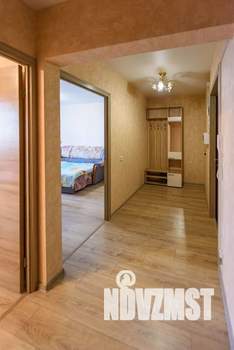 1-к квартира, посуточно, 38м2, 7/17 этаж