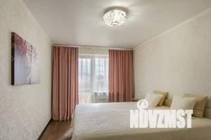2-к квартира, посуточно, 80м2, 10/10 этаж