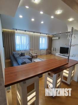3-к квартира, на длительный срок, 135м2, 4/6 этаж