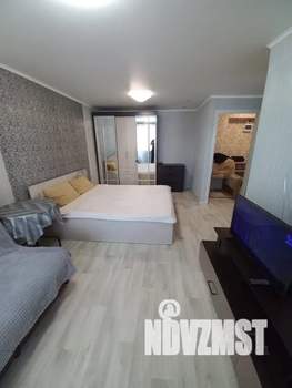 1-к квартира, посуточно, 30м2, 5/5 этаж