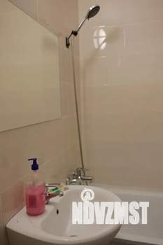 1-к квартира, посуточно, 38м2, 17/17 этаж