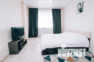 1-к квартира, посуточно, 41м2, 10/17 этаж