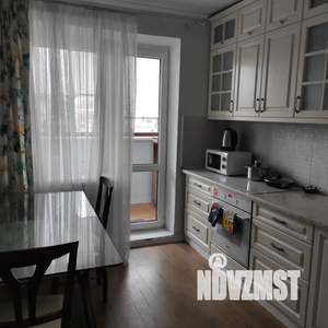 1-к квартира, посуточно, 45м2, 3/17 этаж