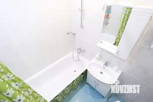 1-к квартира, посуточно, 67м2, 1/1 этаж