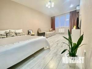 1-к квартира, посуточно, 40м2, 12/25 этаж