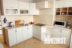 1-к квартира, посуточно, 48м2, 17/26 этаж