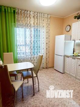 1-к квартира, посуточно, 40м2, 17/18 этаж