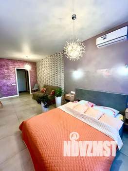 Студия квартира, посуточно, 37м2, 11/21 этаж